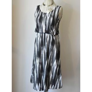 One World Black and White Aztec Tie Dyed Dress